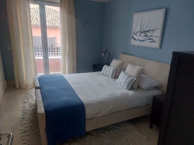 3 quarto Penthouse para venda em Sotogrande, San Roque com garagem - 2 300 000 € (Ref: 9741614)