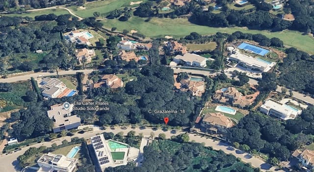 Terrain à Bâtir à vendre à Sotogrande Alto, San Roque - 900 000 € (Ref: 9741616)