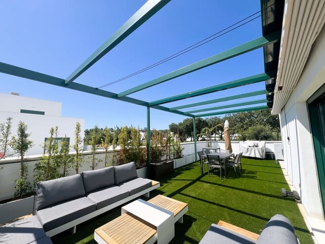 3 chambre Appartement à vendre à Sotogrande, San Roque avec piscine garage - 795 000 € (Ref: 9777843)