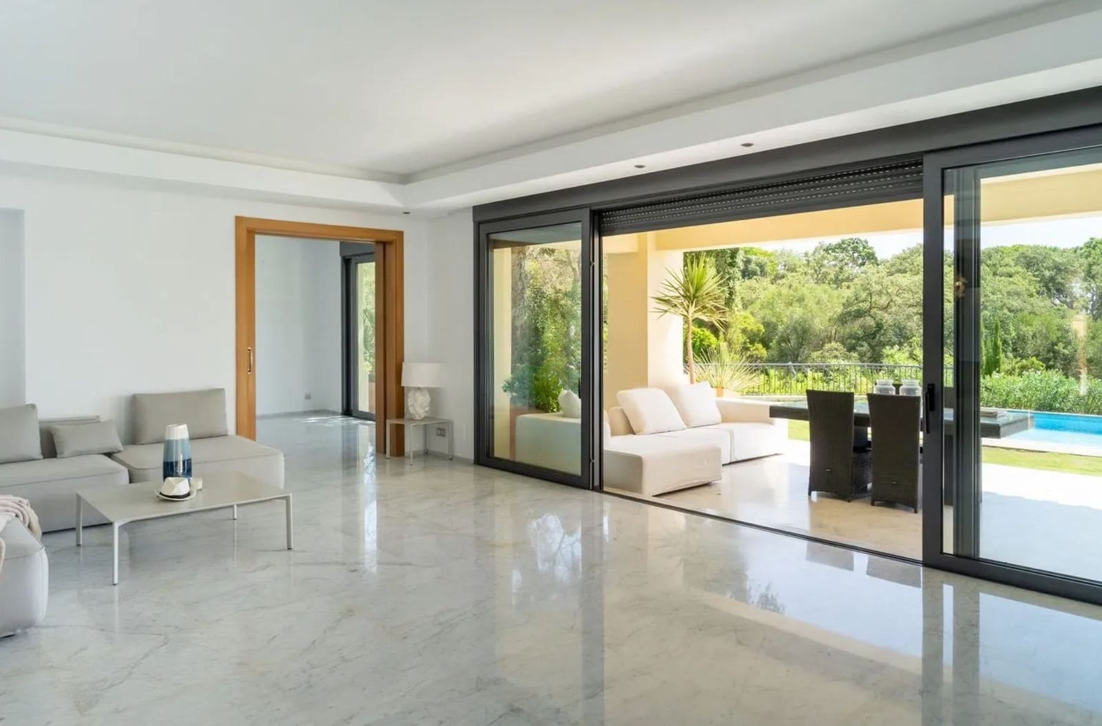 6 chambre Villa/Maison à vendre à San Roque avec piscine garage - 2 500 000 € (Ref: 9817861)