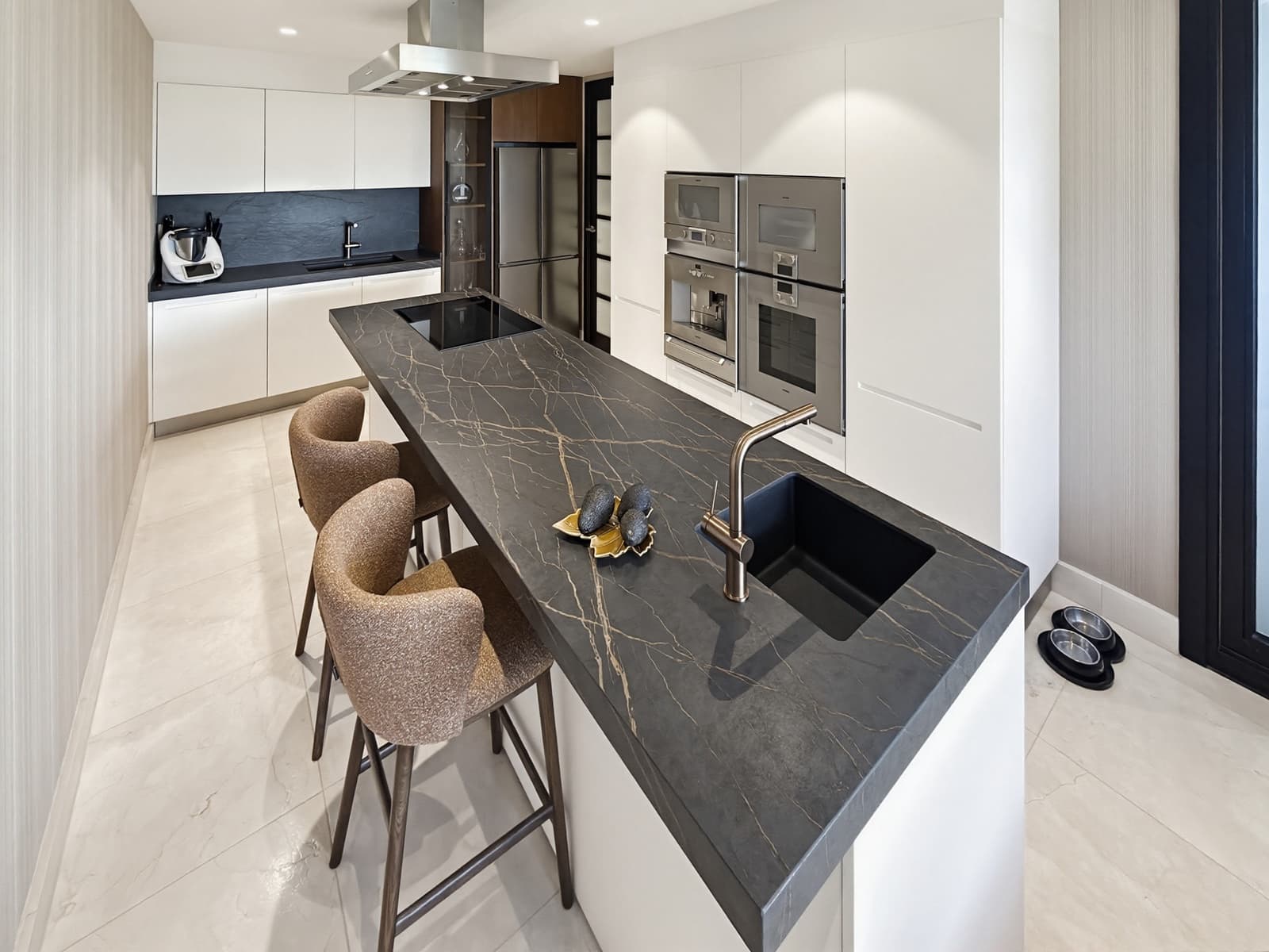 4 Zimmer Apartment zu verkaufen in Sotogrande mit Garage - 2.690.000 € (Ref: 9817863)