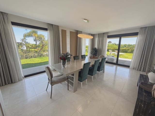 4 Zimmer Apartment zu verkaufen in Sotogrande Alto, San Roque mit Garage - 2.690.000 € (Ref: 9817863)