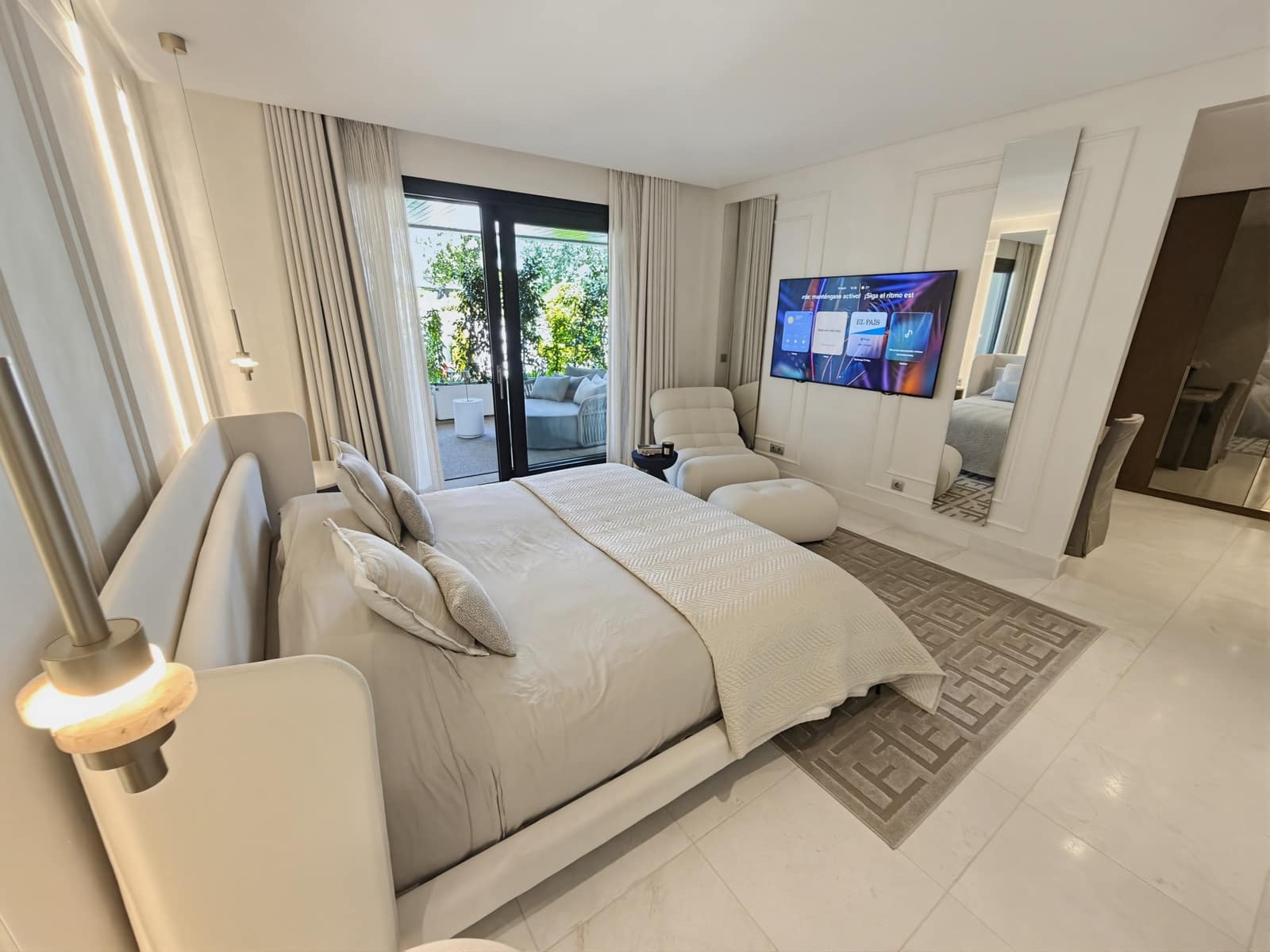 4 Zimmer Apartment zu verkaufen in Sotogrande mit Garage - 2.690.000 € (Ref: 9817863)