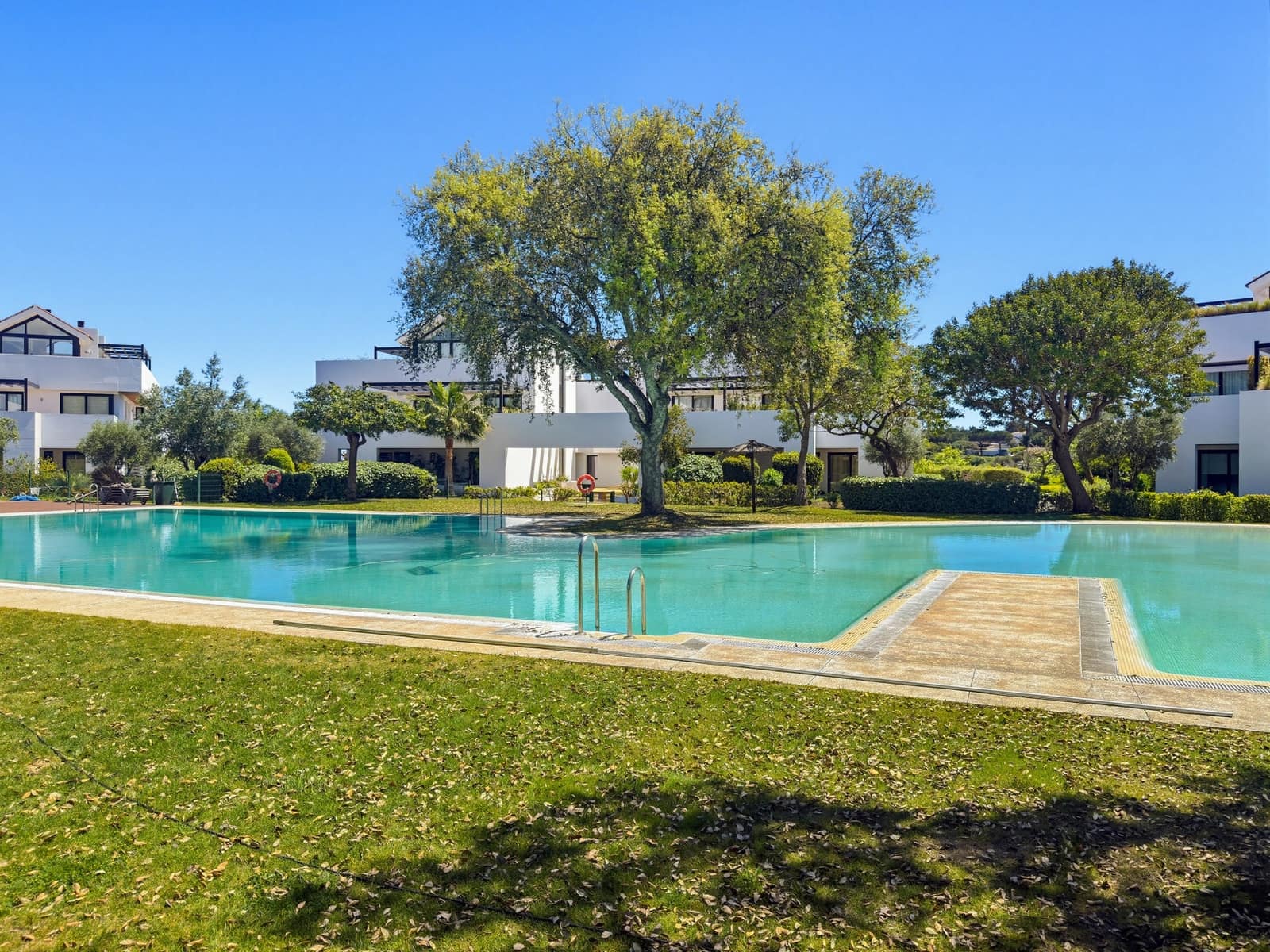 4 Zimmer Apartment zu verkaufen in Sotogrande mit Garage - 2.690.000 € (Ref: 9817863)