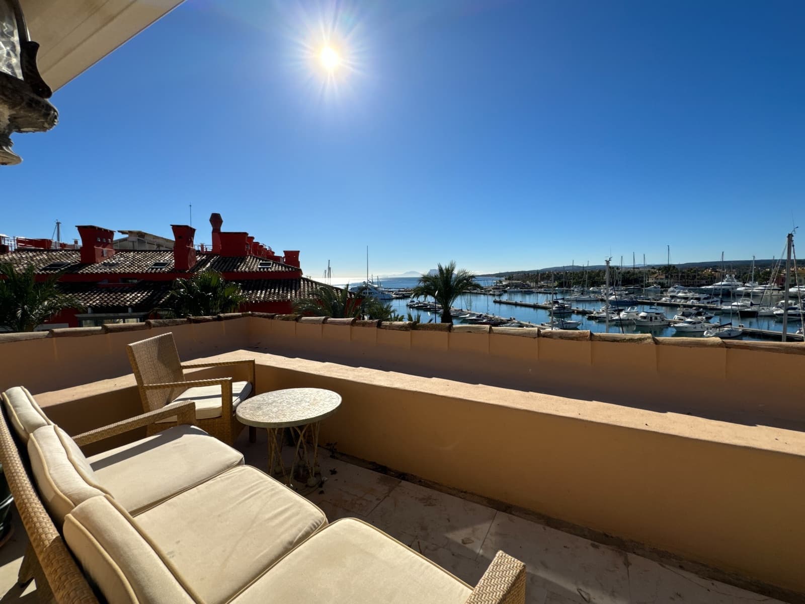 4 sovrum Takvåning till salu i Sotogrande med garage - 1 650 000 € (Ref: 9817866)