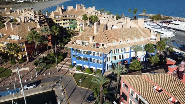 4 chambre Penthouse à vendre à Sotogrande, San Roque avec garage - 2 100 000 € (Ref: 9817866)