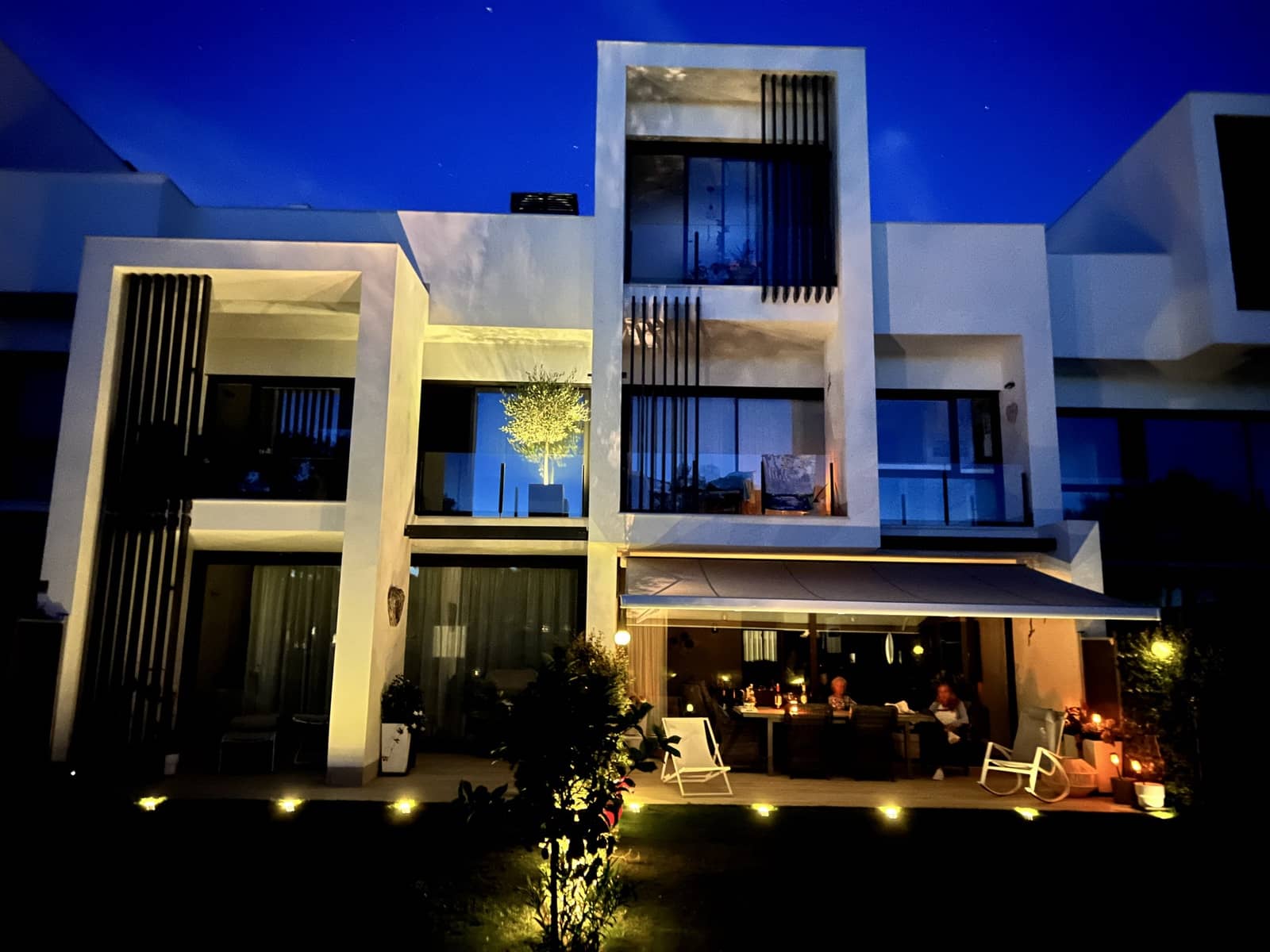 4 slaapkamer Huis te koop in Sotogrande met zwembad garage - € 869.000 (Ref: 9817869)