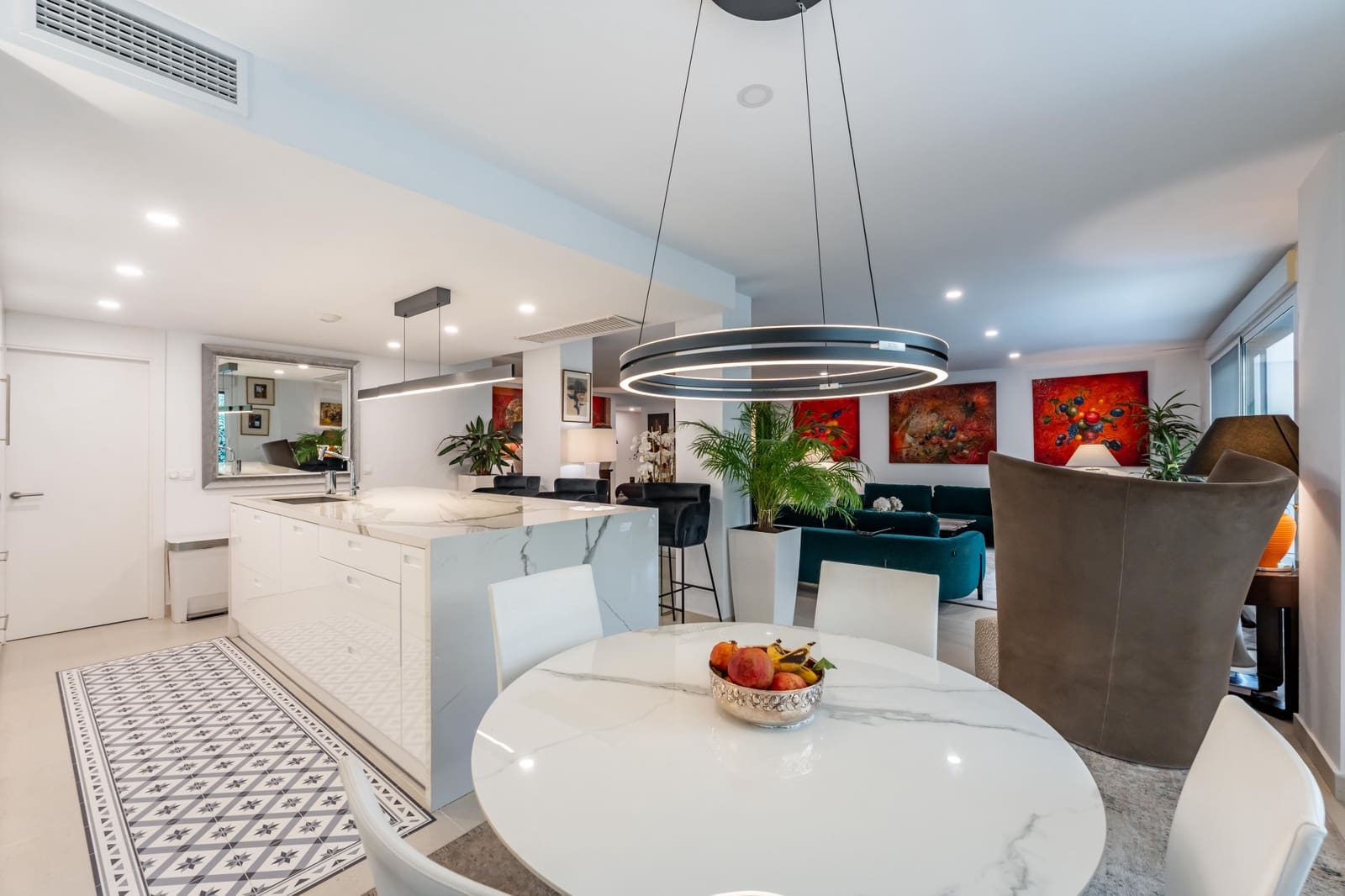 3 soveværelse Lejlighed til salg i Sotogrande med swimmingpool garage - € 880.000 (Ref: 9817870)