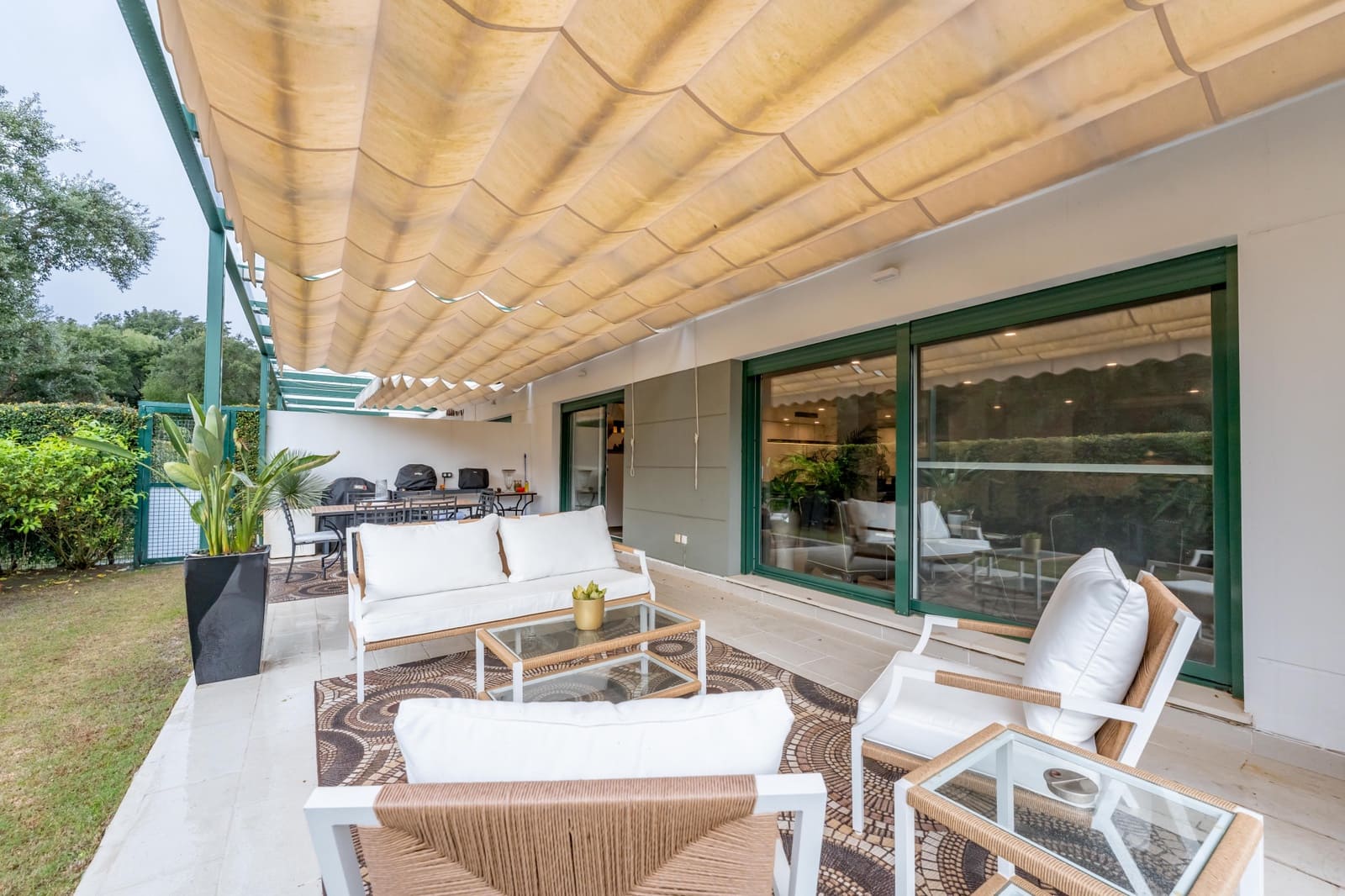 3 soveværelse Lejlighed til salg i Sotogrande med swimmingpool garage - € 880.000 (Ref: 9817870)