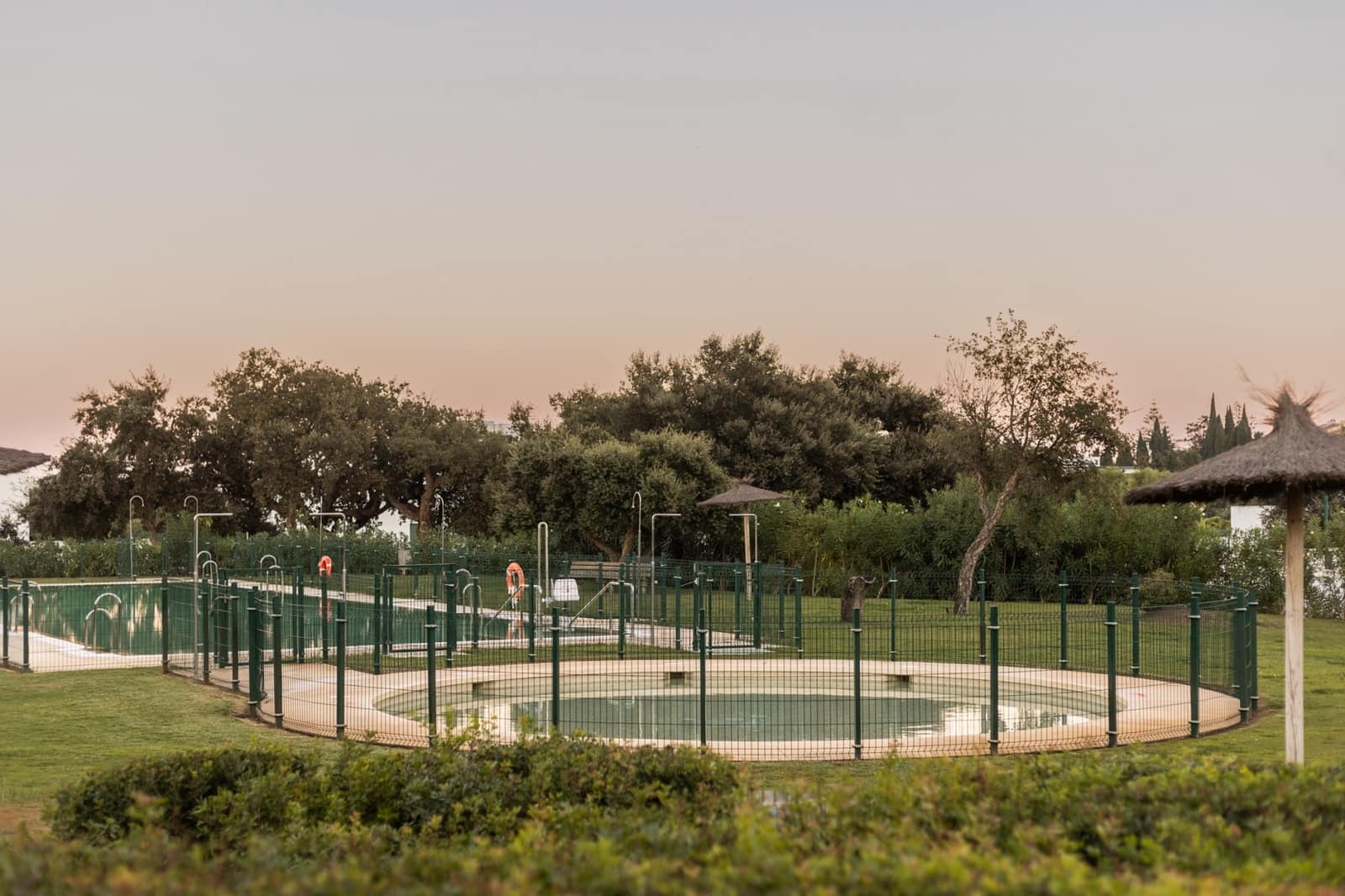 3 soveværelse Lejlighed til salg i Sotogrande med swimmingpool garage - € 880.000 (Ref: 9817870)