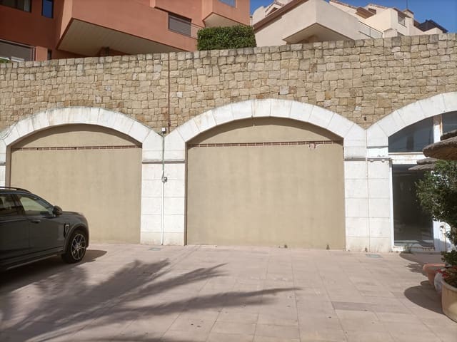 Commercieel te koop in Sotogrande, San Roque - € 350.000 (Ref: 9817872)