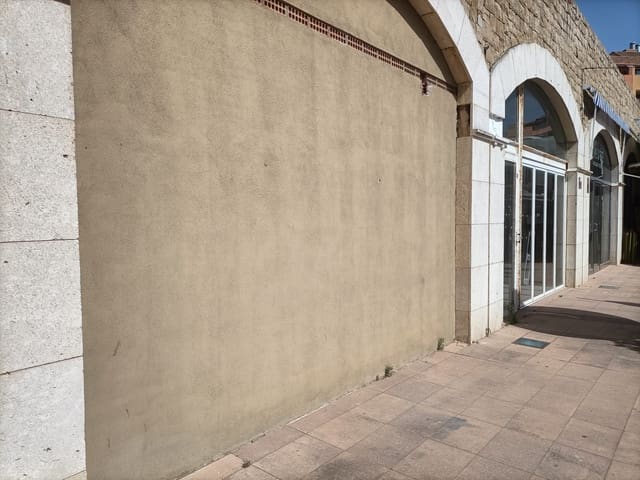 Commercieel te koop in Sotogrande, San Roque - € 350.000 (Ref: 9817872)