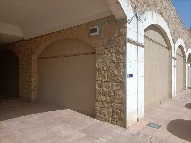 Commercieel te koop in Sotogrande, San Roque - € 350.000 (Ref: 9817872)