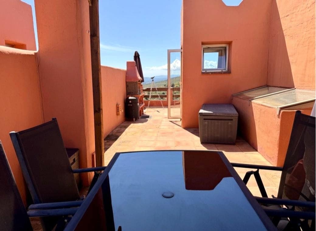 3 quarto Moradia Geminada para venda em Manilva com piscina - 525 000 € (Ref: 9859677)