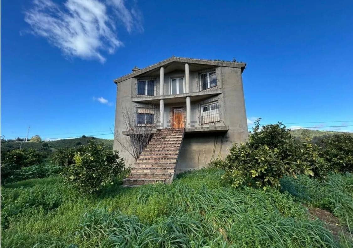 4 makuuhuone Maalaistalo myytävänä paikassa San Martin del Tesorillo - 400 000 € (Ref: 9859679)