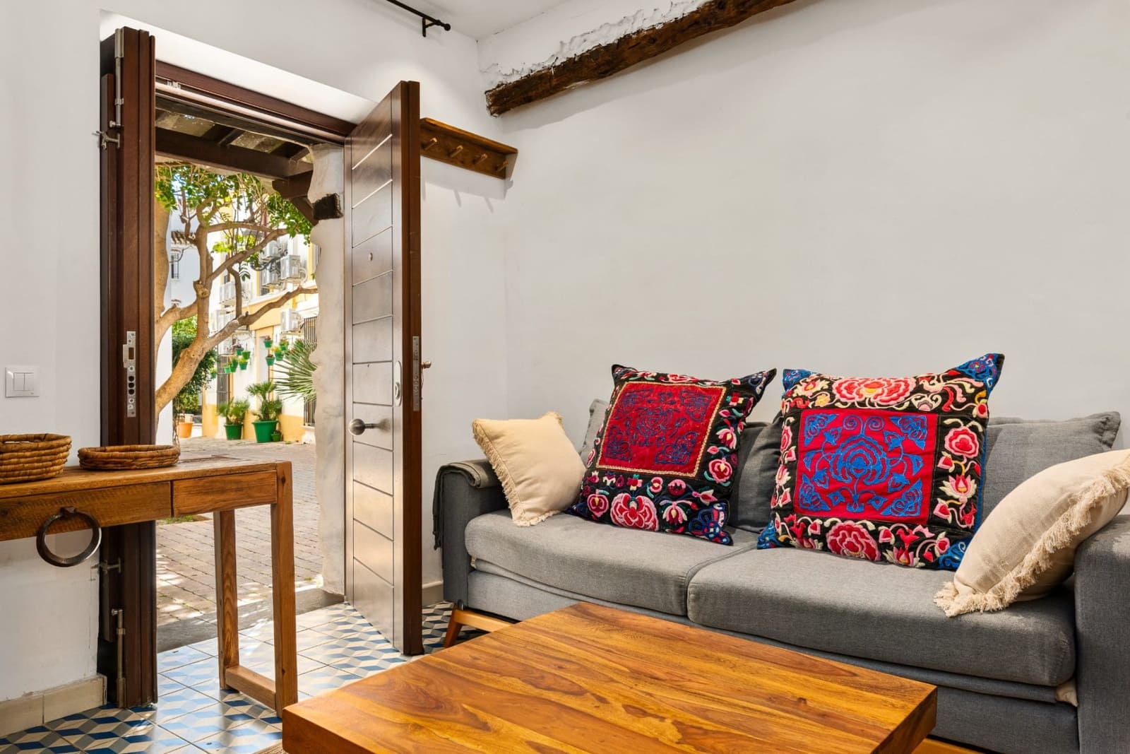 2 chambre Villa/Maison Semi-Mitoyenne à vendre à Estepona - 380 000 € (Ref: 9859680)