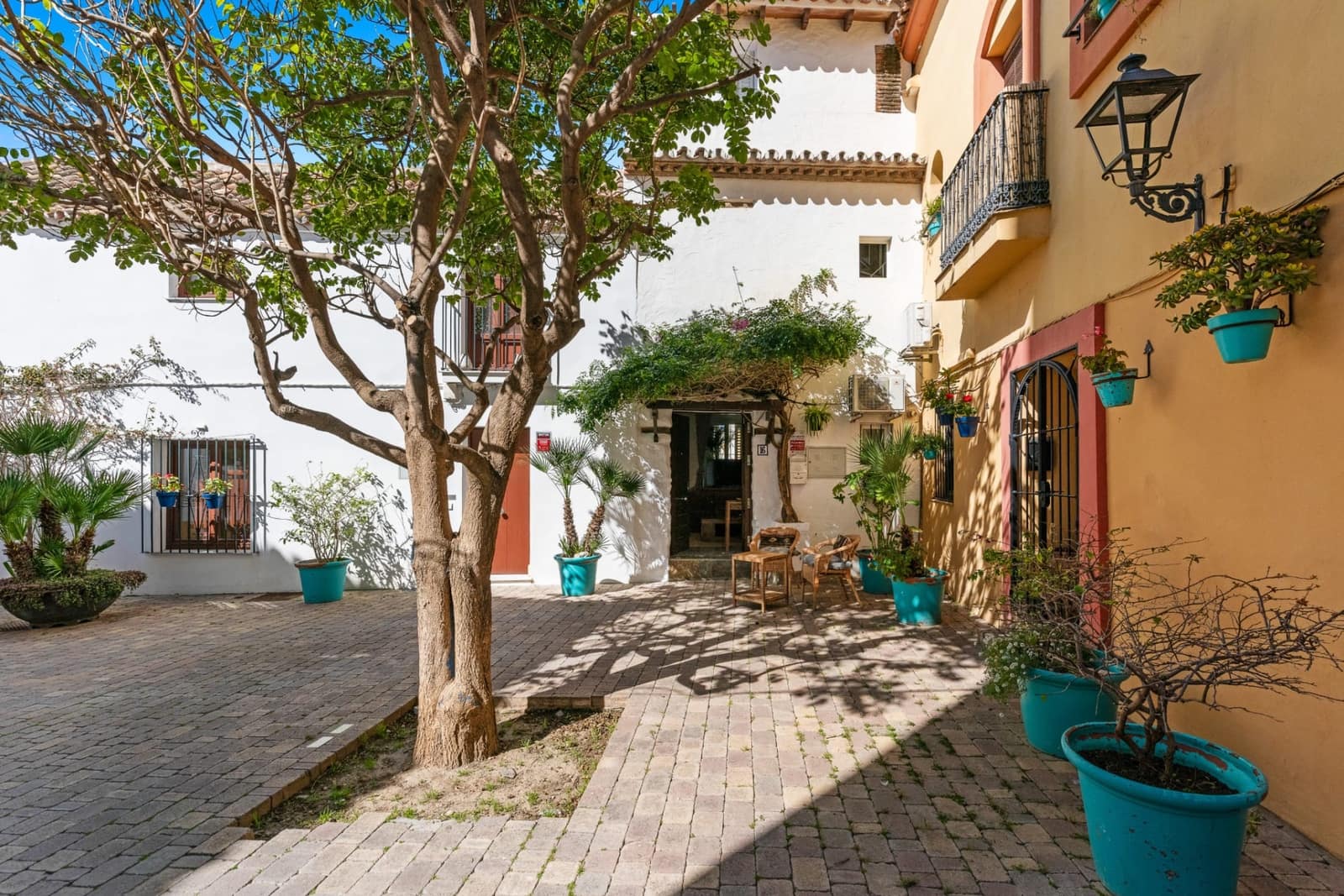 2 chambre Villa/Maison Semi-Mitoyenne à vendre à Estepona - 380 000 € (Ref: 9859680)