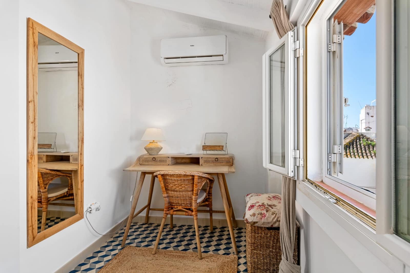 2 bedroom Semi-detached Villa for sale in Estepona - € 380,000 (Ref: 9859680)