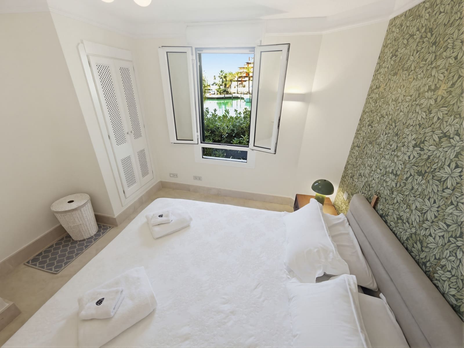 2 quarto Apartamento para venda em Sotogrande com piscina garagem - 950 000 € (Ref: 9873110)
