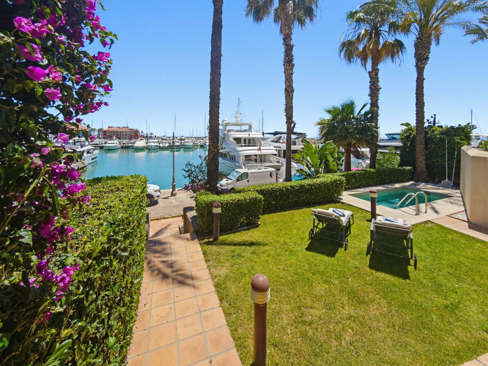 2 quarto Apartamento para venda em Sotogrande com piscina garagem - 950 000 € (Ref: 9873110)