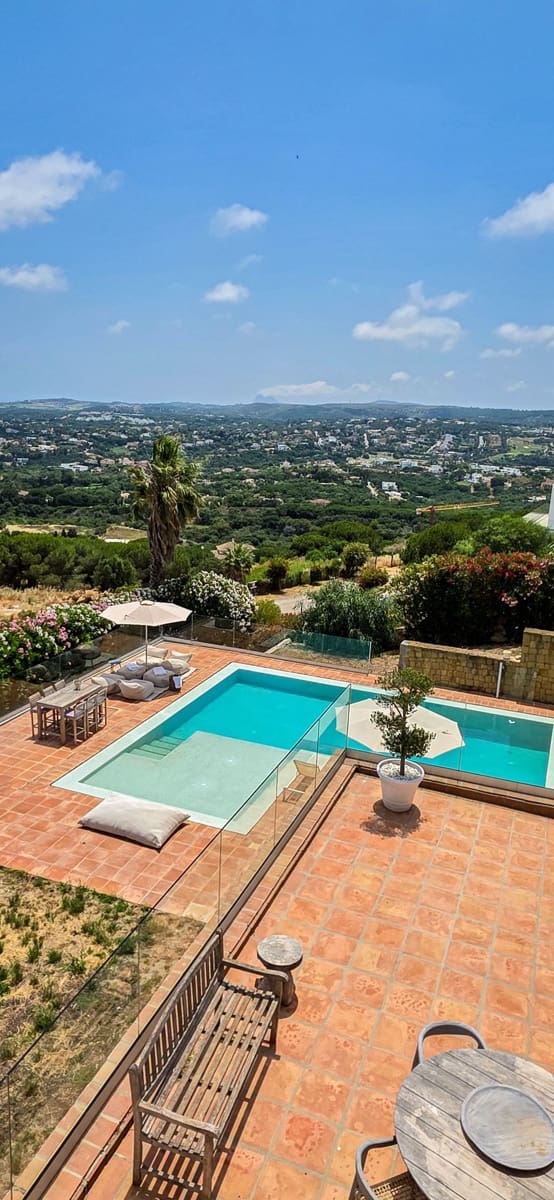 5 soverom Villa til salgs i Sotogrande med svømmebasseng - € 3 450 000 (Ref: 9943415)