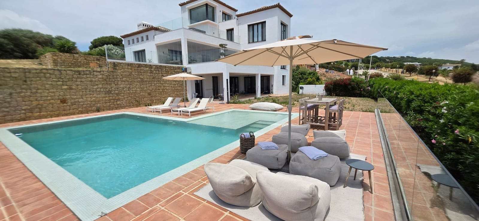 5 soverom Villa til salgs i Sotogrande med svømmebasseng - € 3 450 000 (Ref: 9943415)