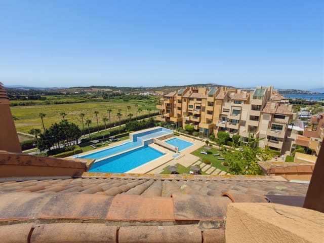 3 sypialnia Penthouse na sprzedaż w Sotogrande, San Roque z garażem - 997 000 € (Ref: 9966308)