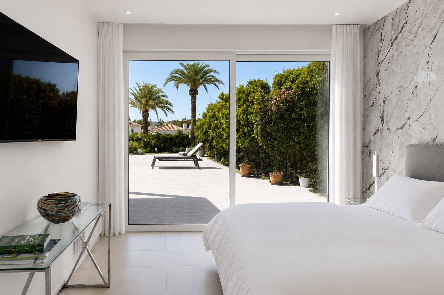 5 bedroom Villa for sale in Sotogrande with pool - € 3,950,000 (Ref: 9966309)