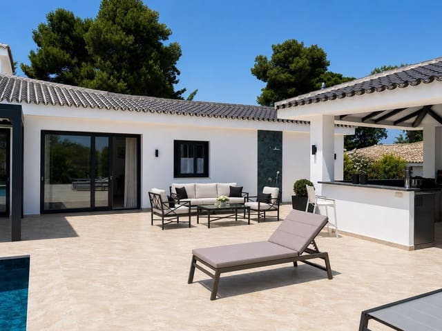 5 soverom Villa til salgs i Sotogrande, San Roque med svømmebasseng - € 3 950 000 (Ref: 9966309)