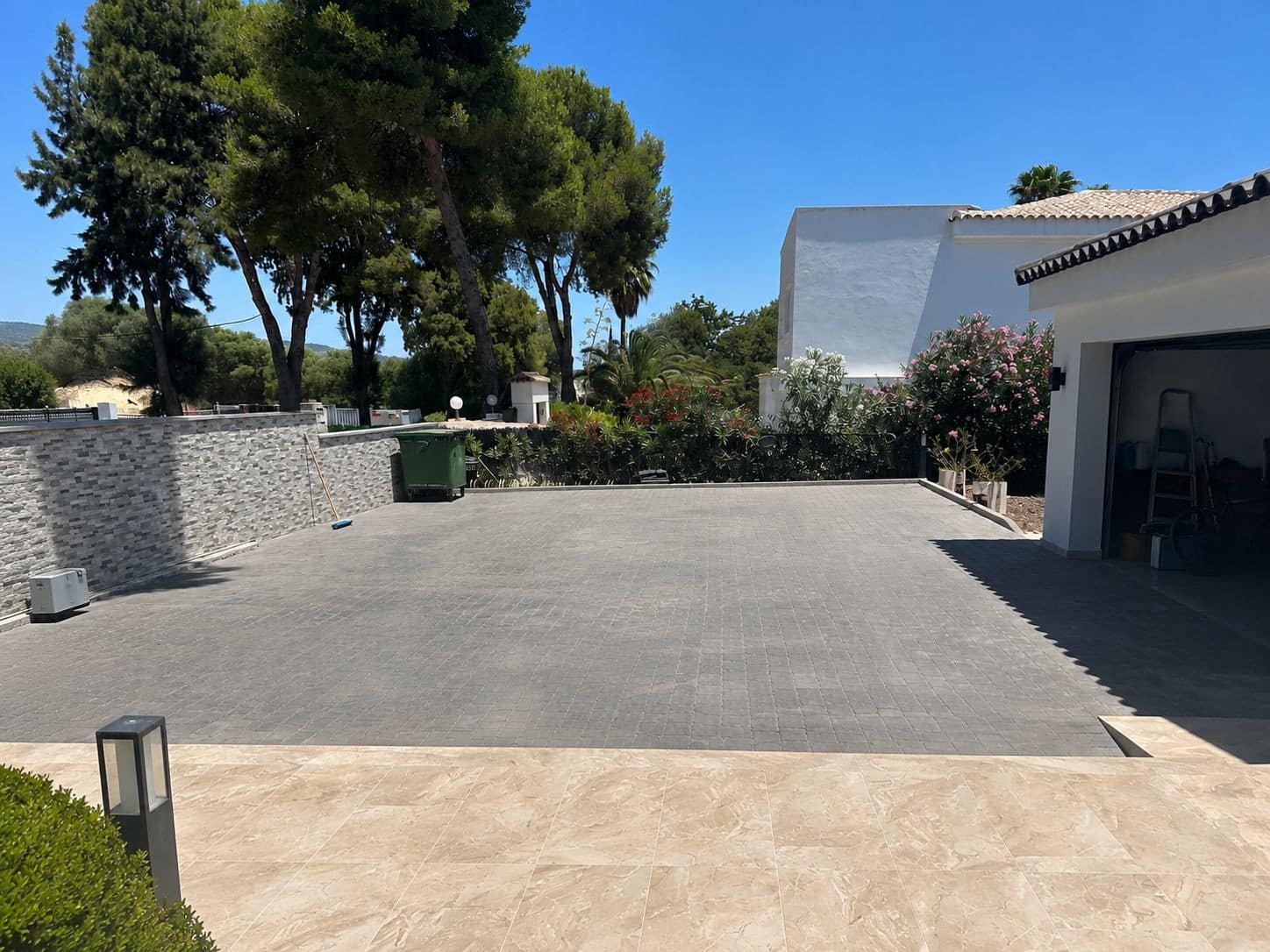 5 bedroom Villa for sale in Sotogrande with pool - € 3,950,000 (Ref: 9966309)