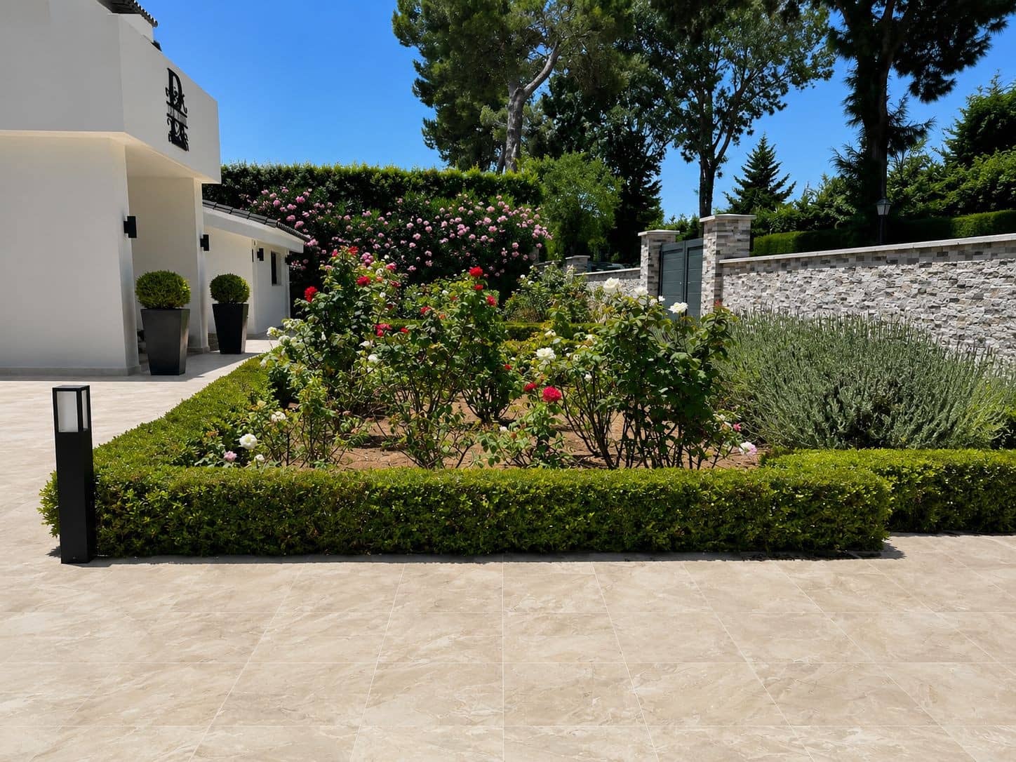 5 bedroom Villa for sale in Sotogrande with pool - € 3,950,000 (Ref: 9966309)
