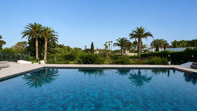 5 soverom Villa til salgs i Sotogrande, San Roque med svømmebasseng garasje - € 3 950 000 (Ref: 9966309)