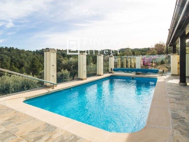 Chalet de 3 habitaciones en Cretas en venta con piscina garaje - 440.000 € (Ref: 8426737)