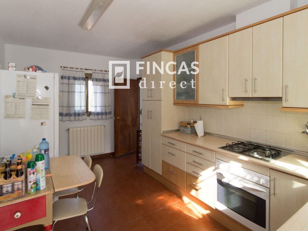 6 slaapkamer Villa te koop in Tortosa met zwembad garage - € 450.000 (Ref: 8449203)