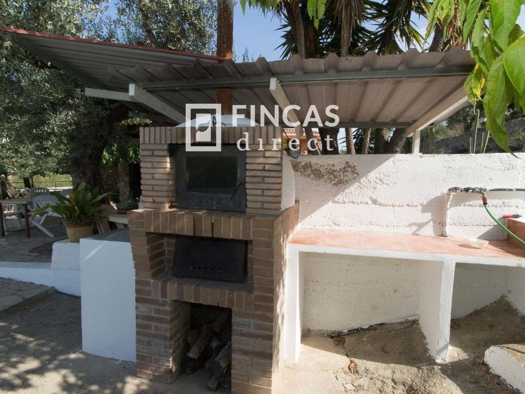 6 slaapkamer Villa te koop in Tortosa met zwembad garage - € 450.000 (Ref: 8449203)