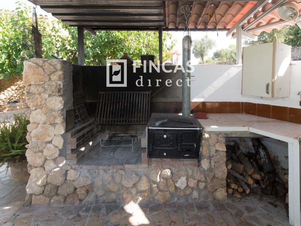 6 slaapkamer Villa te koop in Tortosa met zwembad garage - € 450.000 (Ref: 8449203)