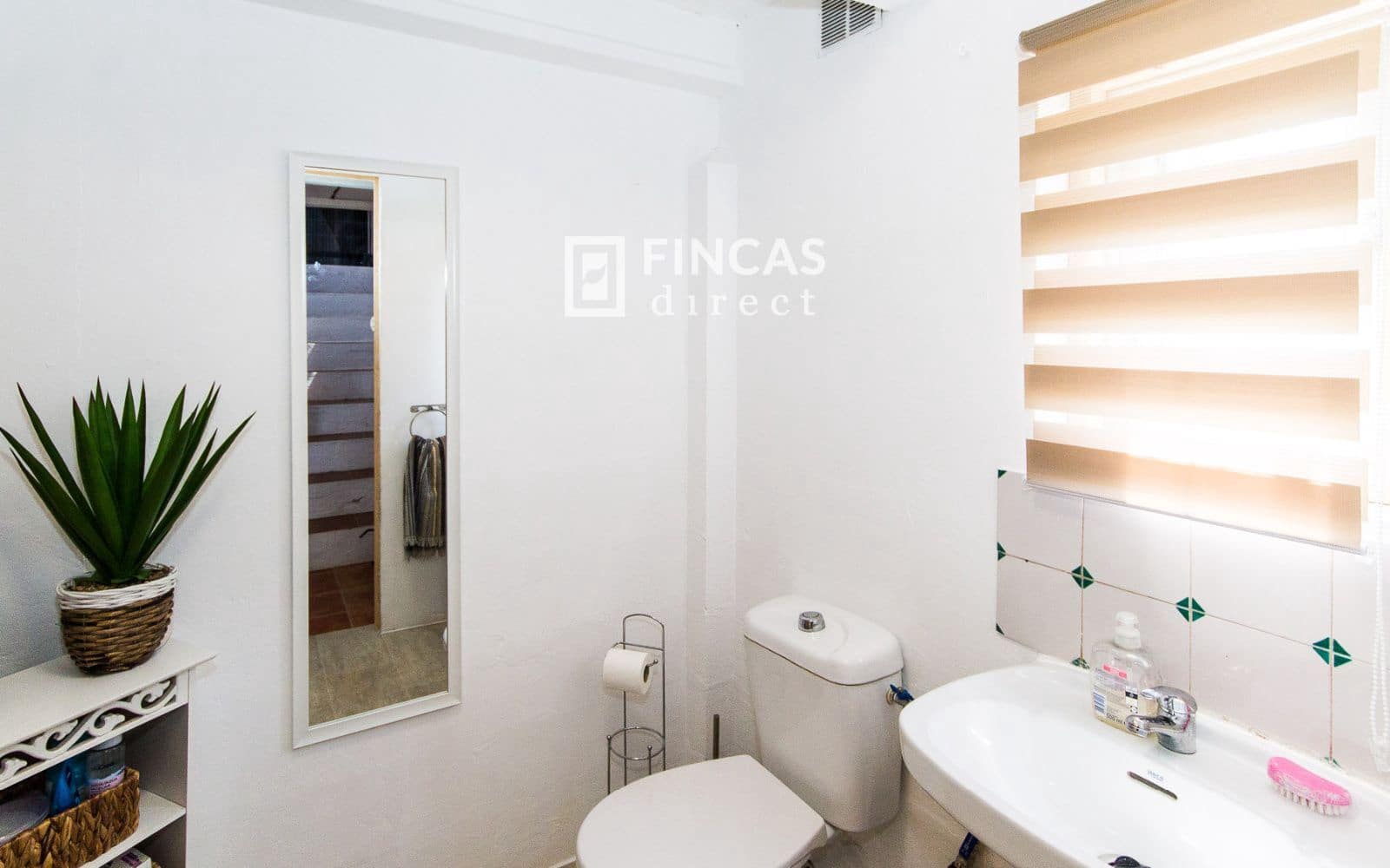 3 Zimmer Finca/Landgut zu verkaufen in Flix mit Pool - 149.000 € (Ref: 8451551)