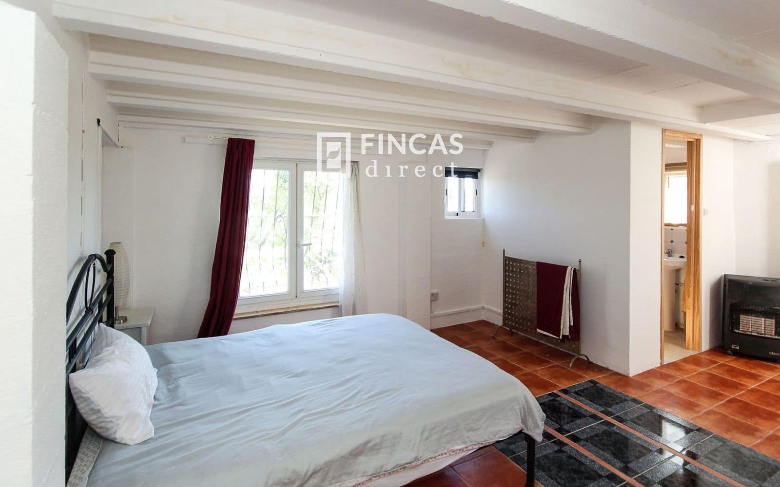 3 Zimmer Finca/Landgut zu verkaufen in Flix mit Pool - 149.000 € (Ref: 8451551)