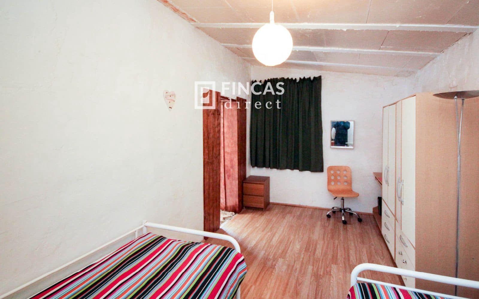 3 Zimmer Finca/Landgut zu verkaufen in Flix mit Pool - 149.000 € (Ref: 8451551)