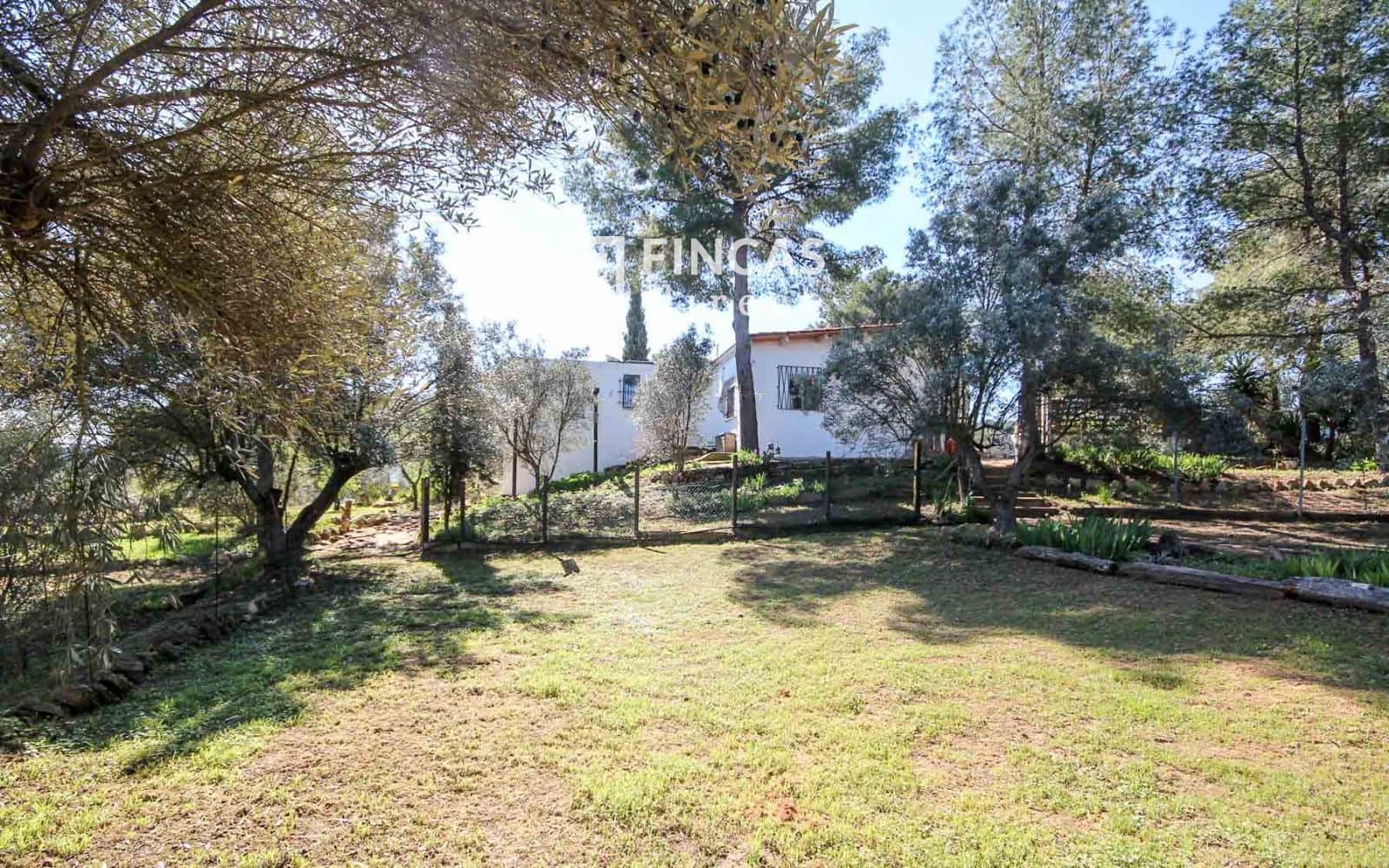 3 Zimmer Finca/Landgut zu verkaufen in Flix mit Pool - 149.000 € (Ref: 8451551)