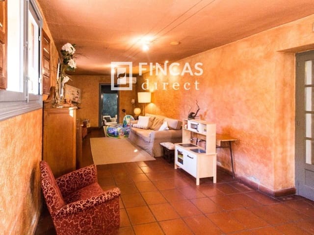 5 bedroom Villa for sale in Subirats with garage - € 655,000 (Ref: 8479620)