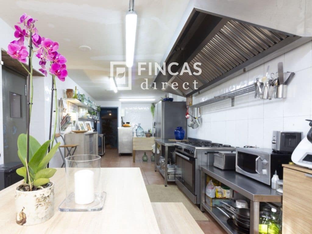 5 sypialnia Willa na sprzedaż w Subirats z garażem - 655 000 € (Ref: 8479620)