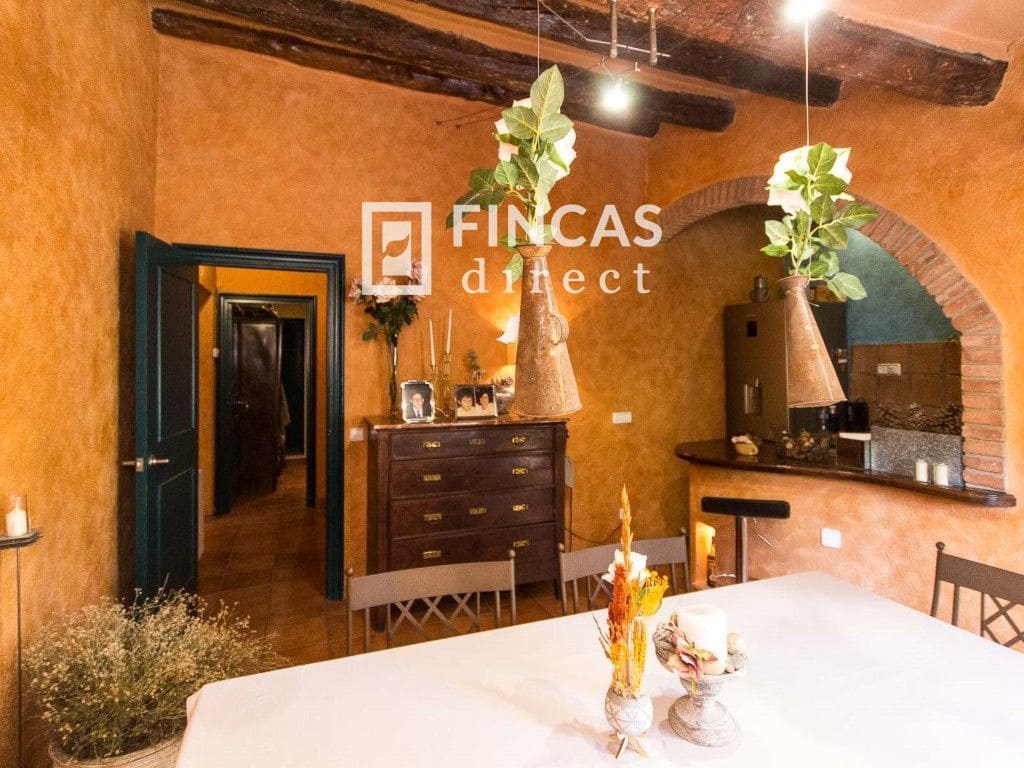 5 sypialnia Willa na sprzedaż w Subirats z garażem - 655 000 € (Ref: 8479620)