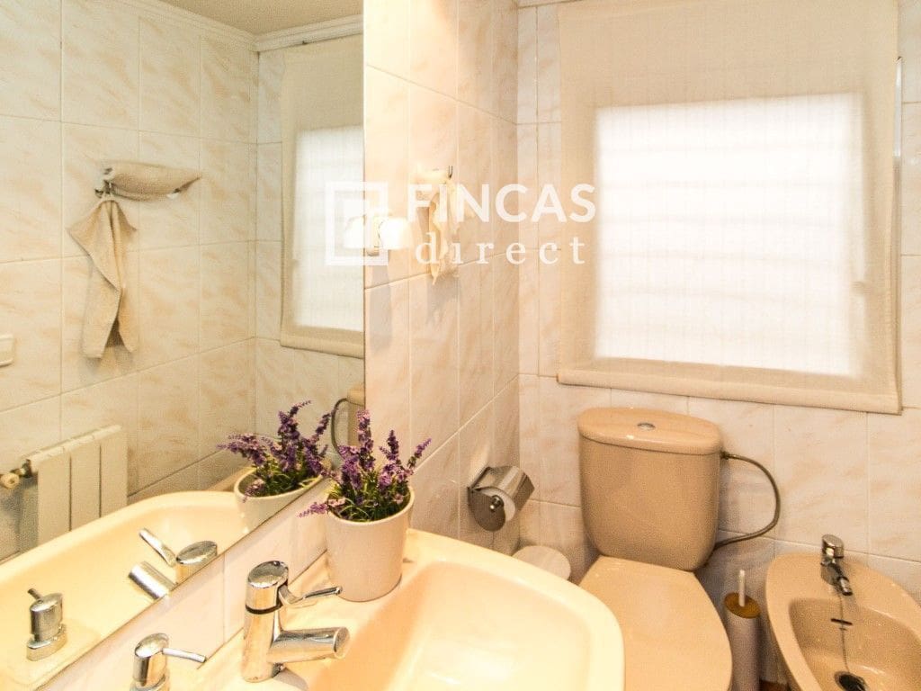 5 sypialnia Willa na sprzedaż w Subirats z garażem - 655 000 € (Ref: 8479620)