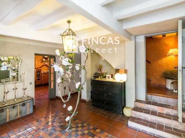 5 bedroom Villa for sale in Subirats with garage - € 655,000 (Ref: 8479620)