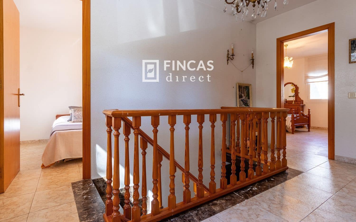 6 sypialnia Willa na sprzedaż w Albinyana z garażem - 265 000 € (Ref: 8775820)