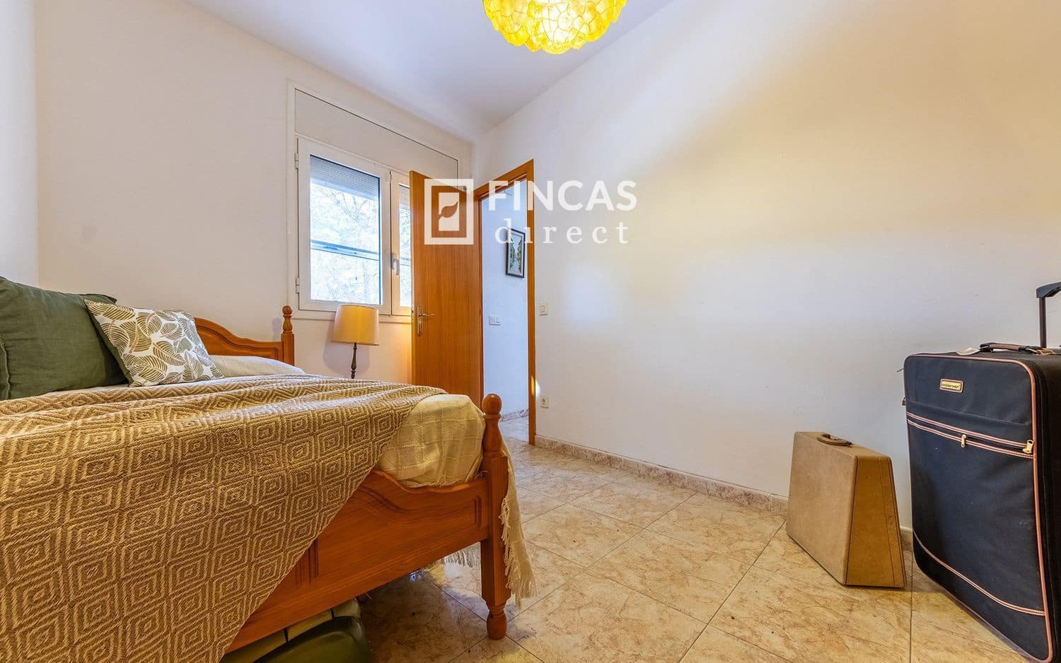 6 sypialnia Willa na sprzedaż w Albinyana z garażem - 265 000 € (Ref: 8775820)