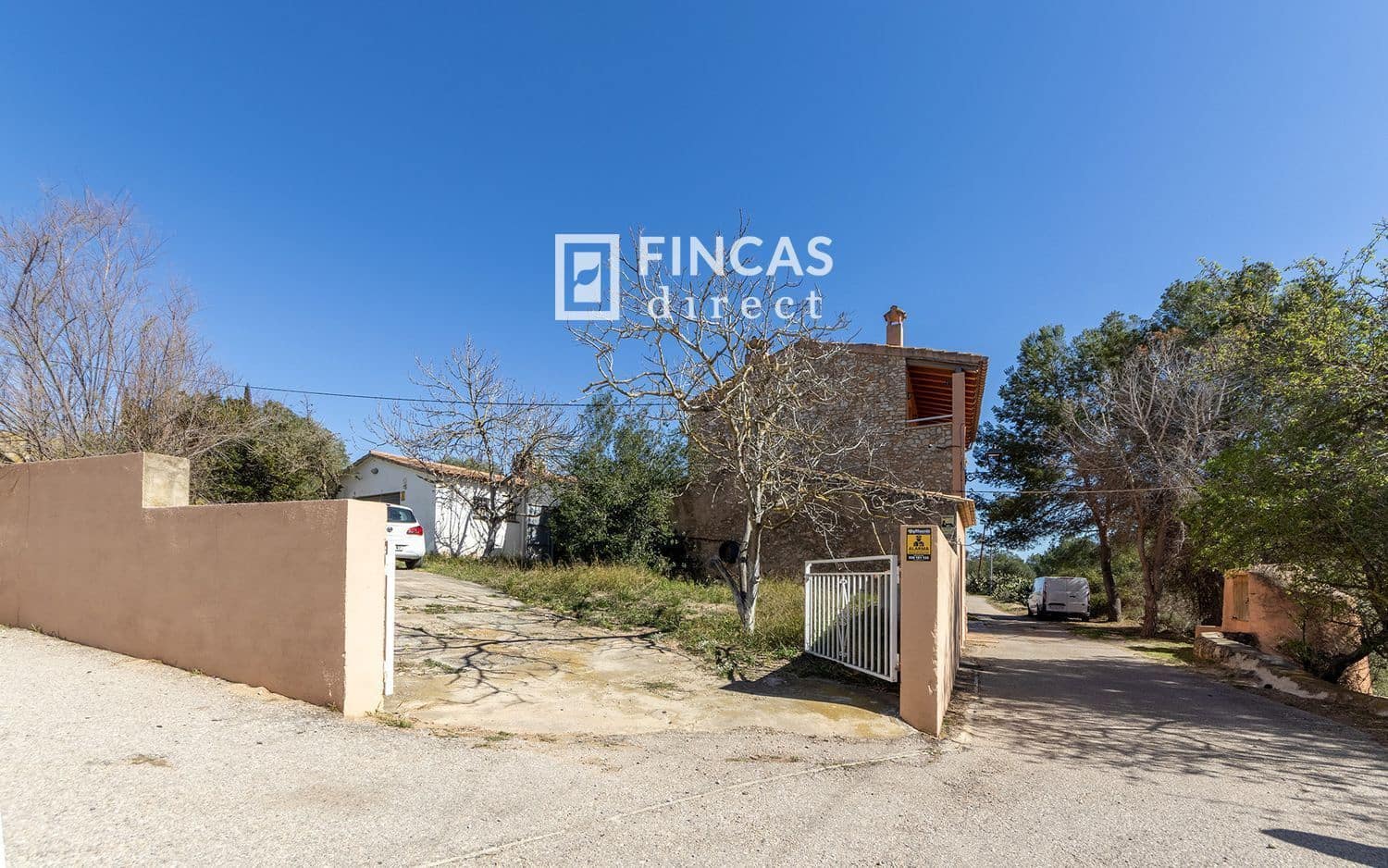 6 sypialnia Willa na sprzedaż w Albinyana z garażem - 265 000 € (Ref: 8775820)