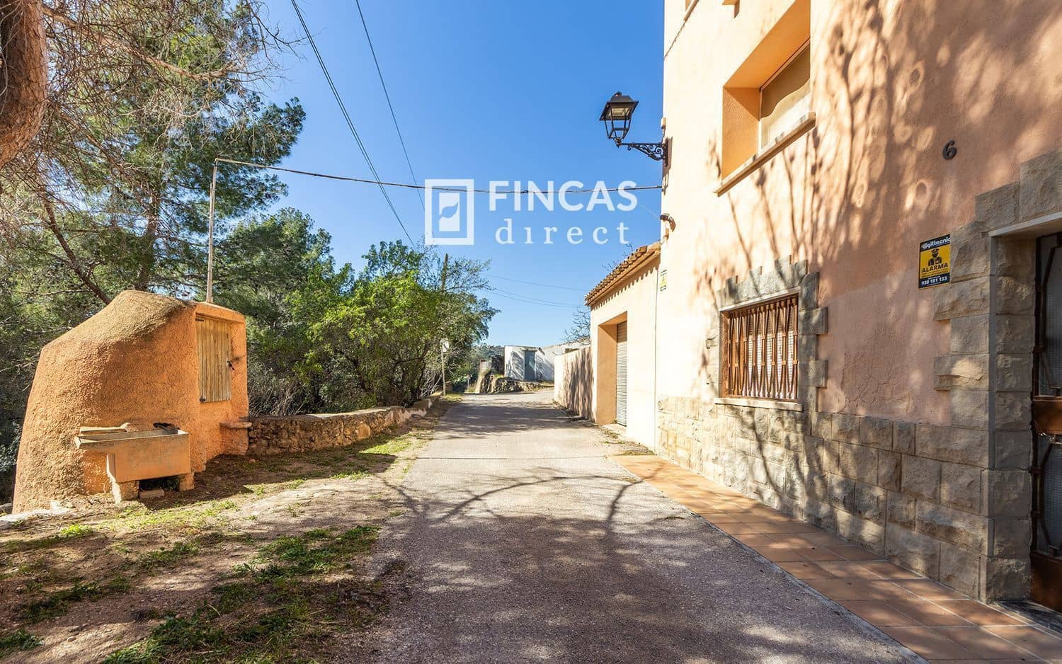 6 sypialnia Willa na sprzedaż w Albinyana z garażem - 265 000 € (Ref: 8775820)