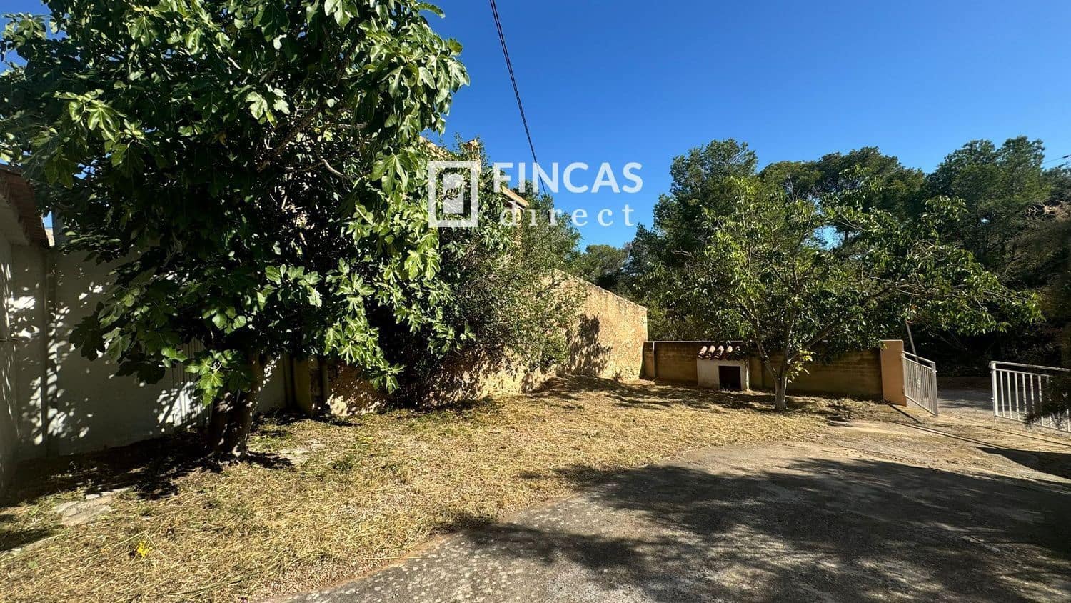 6 sypialnia Willa na sprzedaż w Albinyana z garażem - 265 000 € (Ref: 8775820)